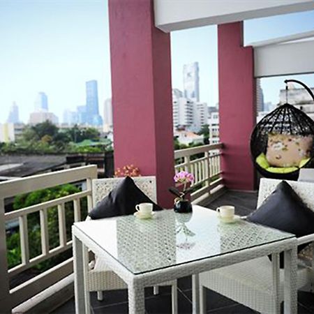 Baansabai Ramaiv Aparthotel Bangkok Buitenkant foto