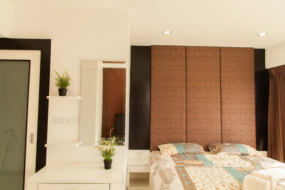 Baansabai Ramaiv Aparthotel Bangkok Buitenkant foto